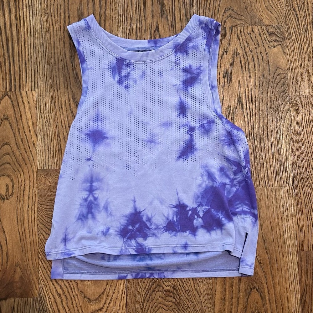 Lululemon - purple tie dye cropped tank top